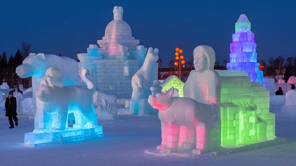 Frost Magical Ice of Siam - Entry Ticket (zone Himmaphan + Ice Dome + Snow Dome + Ice Carved Glass + Overcoat, Snow Boots & Socks)
