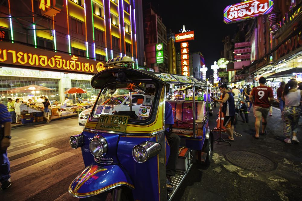 Midnight Food Tour by Tuk Tuk (private Basis)