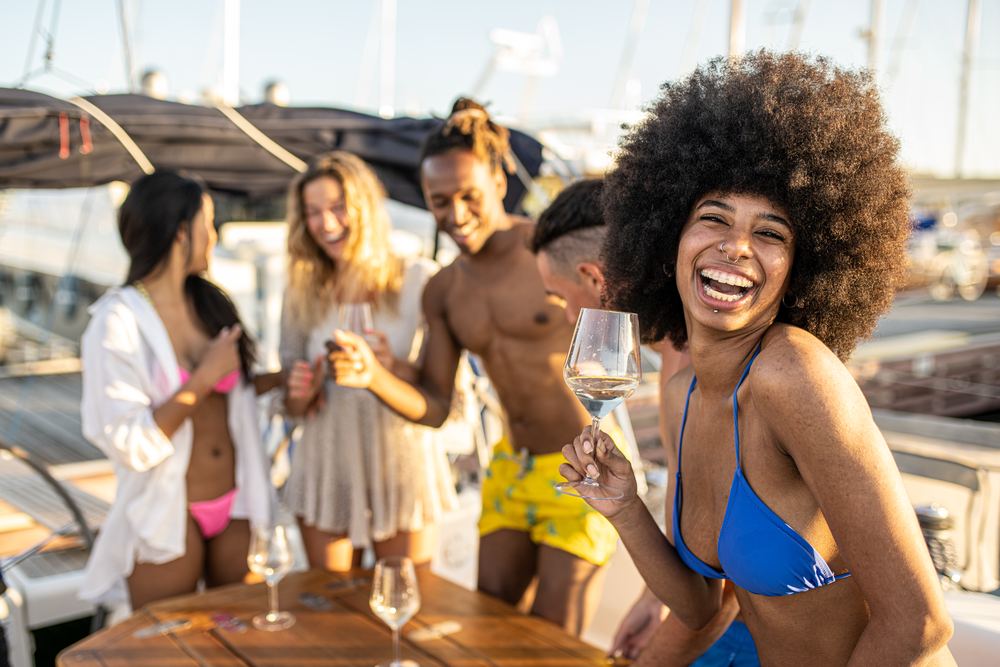 Yacht Party Pattaya - Sic Basis