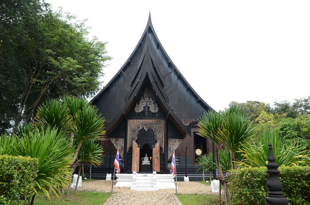Baan Dam Museum (Black House) – Entry Ticket