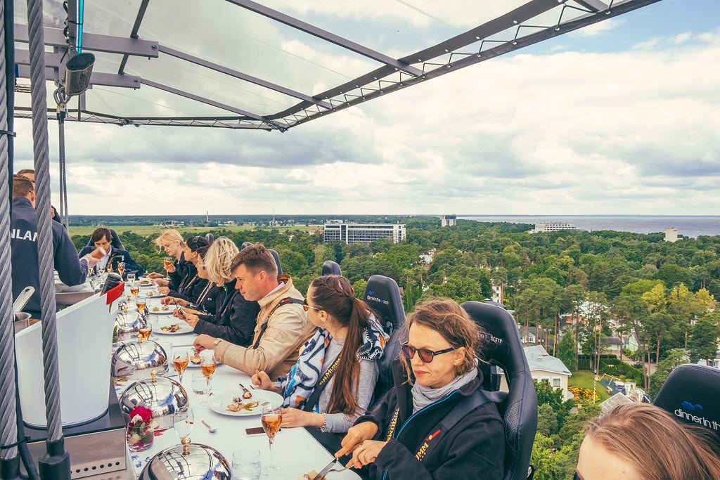 Dinner in the Sky - 19.30 - 20.30 Session