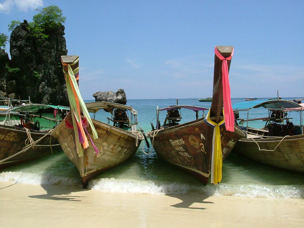 Hong Island Tour by Private Speedboat with Lunch - Incl NPF - Upto 32 PAX