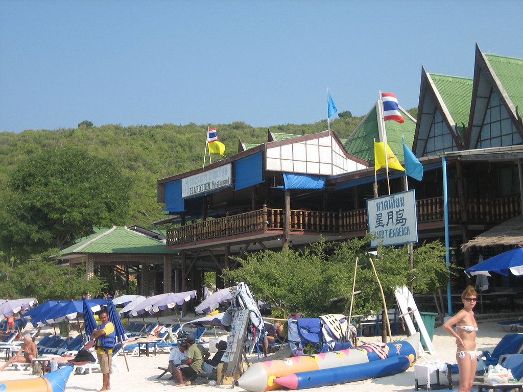 Kahung Beach (Coral Island) + Sunset at Promthep Cape & Krating Cape by Sailing Catamaran – Half Day (Afternoon), SIC Basis