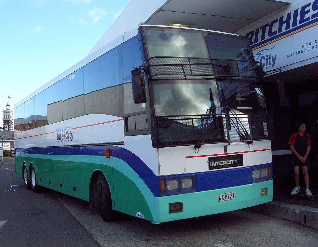 Auckland Airport to Auckland Hotel Transfer 40xbus