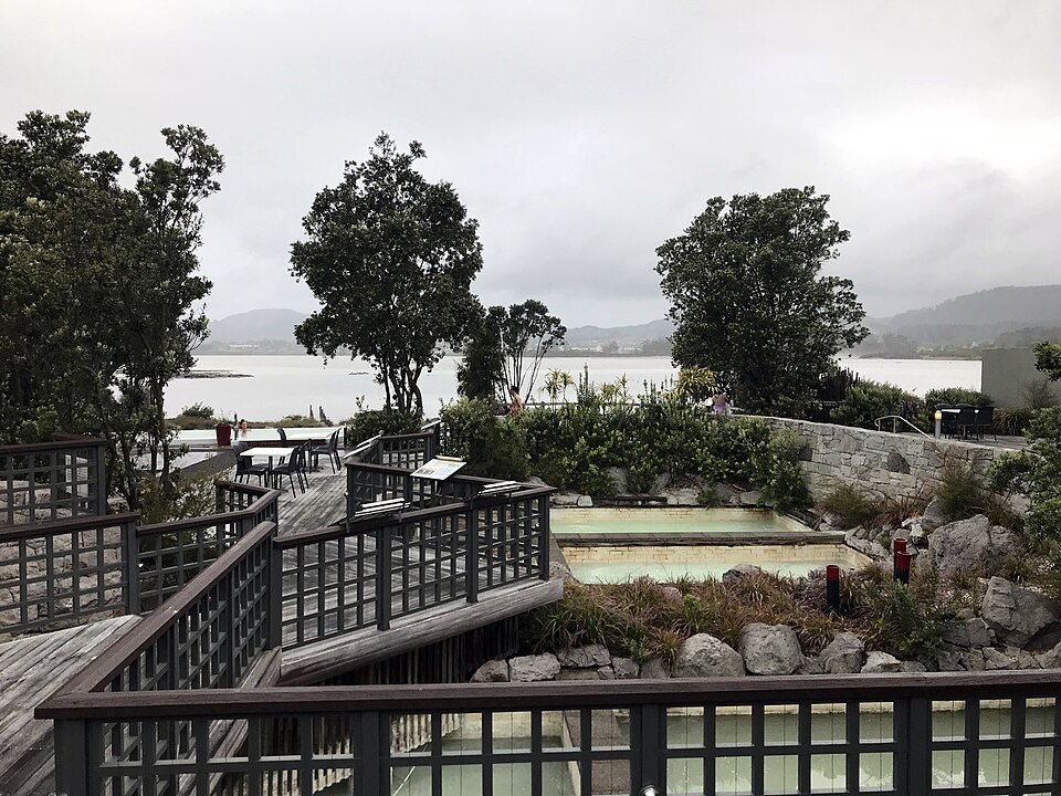 Polynesian Spa / Private Massage, Mud Wrap & Private Bathing - Adult — photo 2