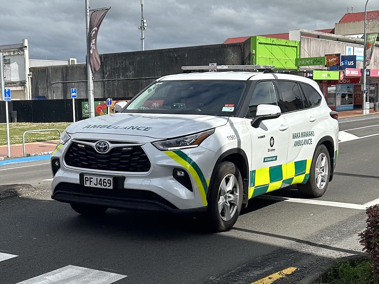 Wlga to Wlgh / Wellington Airport to Hotel / SUV 4 PAX